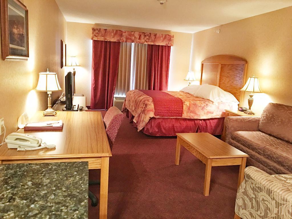 Norfolk Lodge & Suites, Ascend Hotel Collection Buitenkant foto
