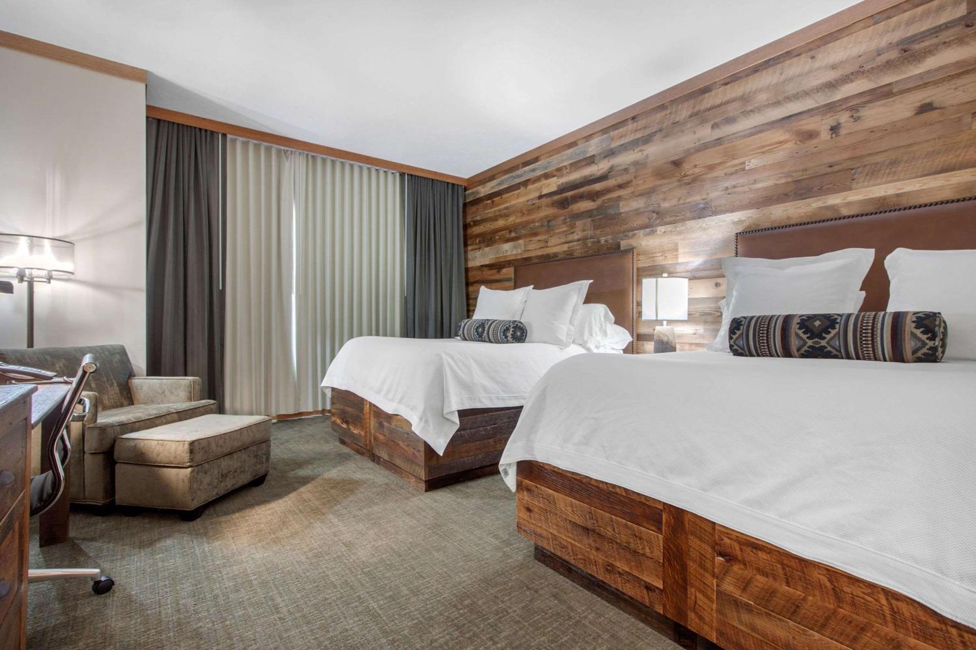 Norfolk Lodge & Suites, Ascend Hotel Collection Buitenkant foto